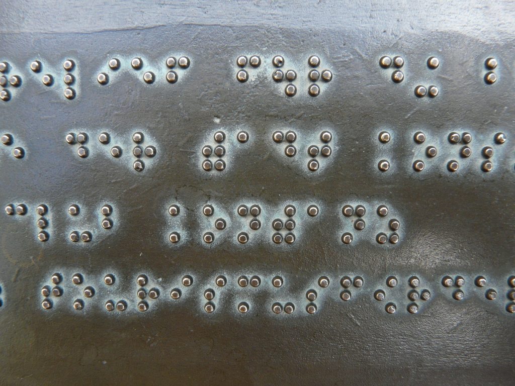 Dia Mundial do Braille: Quem inventou o sistema de leitura e escrita e por quê?